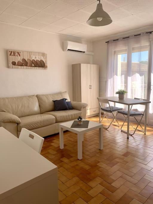 La Garde : Joli Studio Dans Residence Exterior photo
